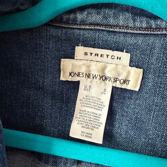 Jones New York Sport Stretch Denim Jacket Women’s Small - Picture 3 of 4